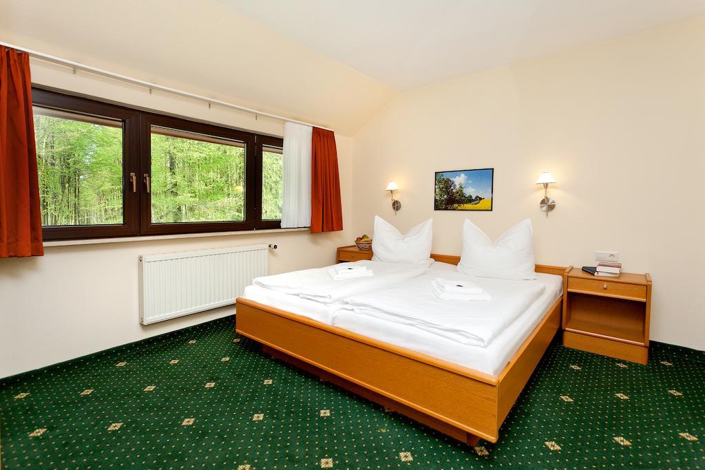 זאסניץ Restaurant & Hotel Baumhaus Hagen חדר תמונה